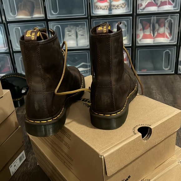 Brown 1460 men’s dr. Martens multiple sizes - Picture 3 of 5